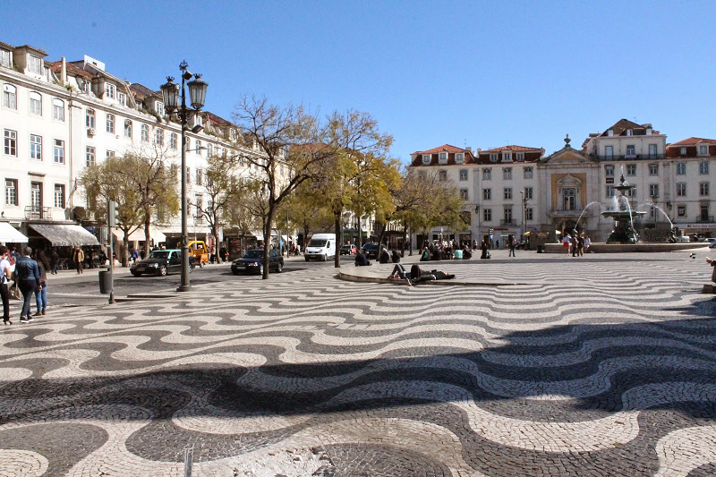 travel-to-lisbon-right-away